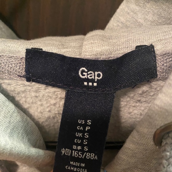 Gap Logo Hoodie - Picture 2 of 2